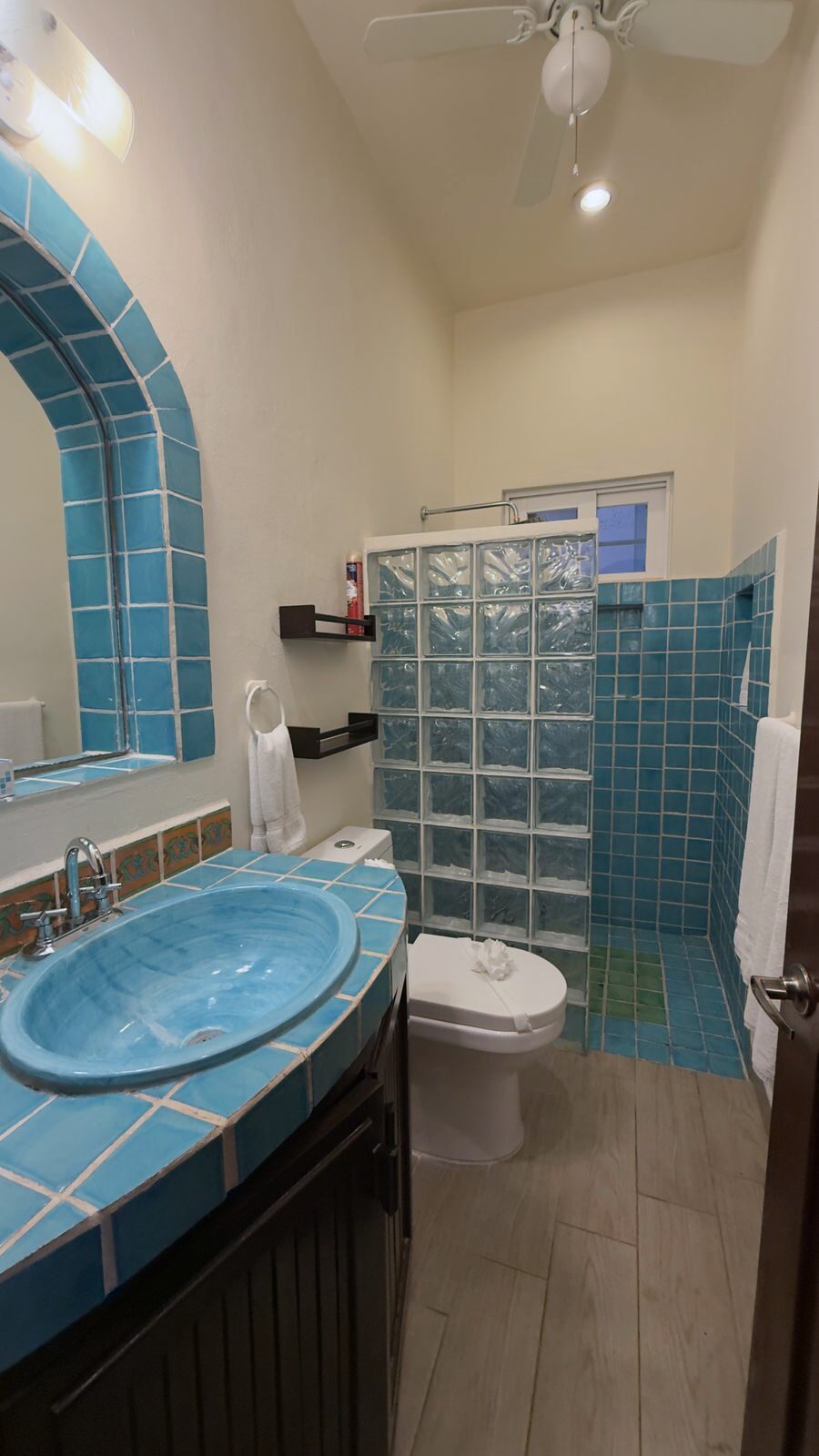 Guest bedroom with tropical decor Isla Mujeres rental